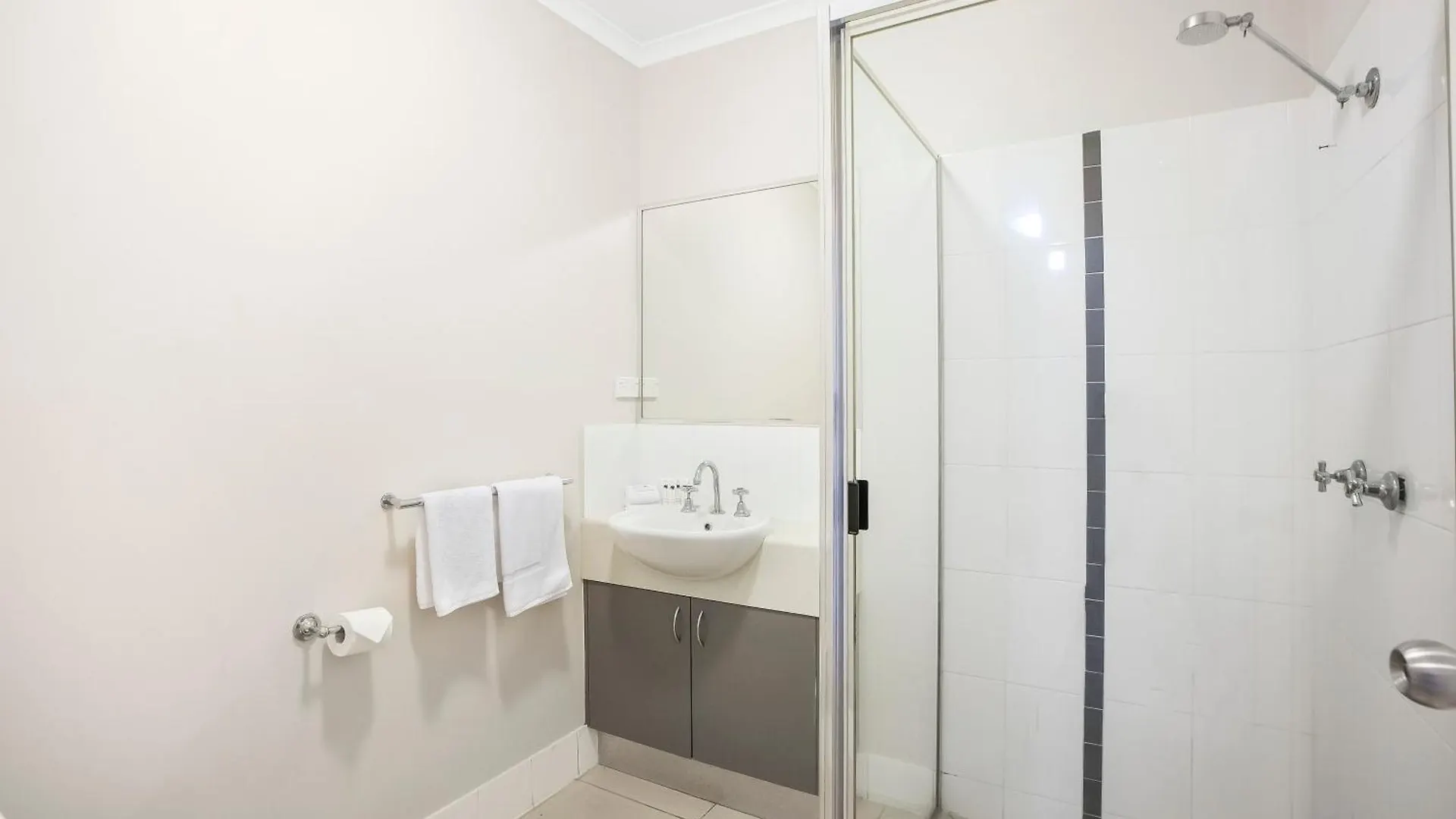 Apartament Sunrise Palms - Spacious Cairns Convenience